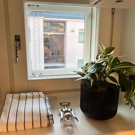 Your Helsinki Base - Chic & Well-Located - 24H Keybox Entry Luaran gambar