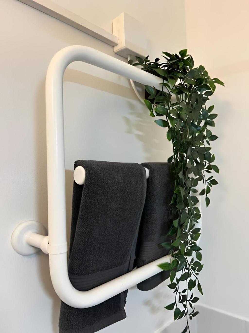 Your Helsinki Base - Chic & Well-Located - 24H Keybox Entry Luaran gambar